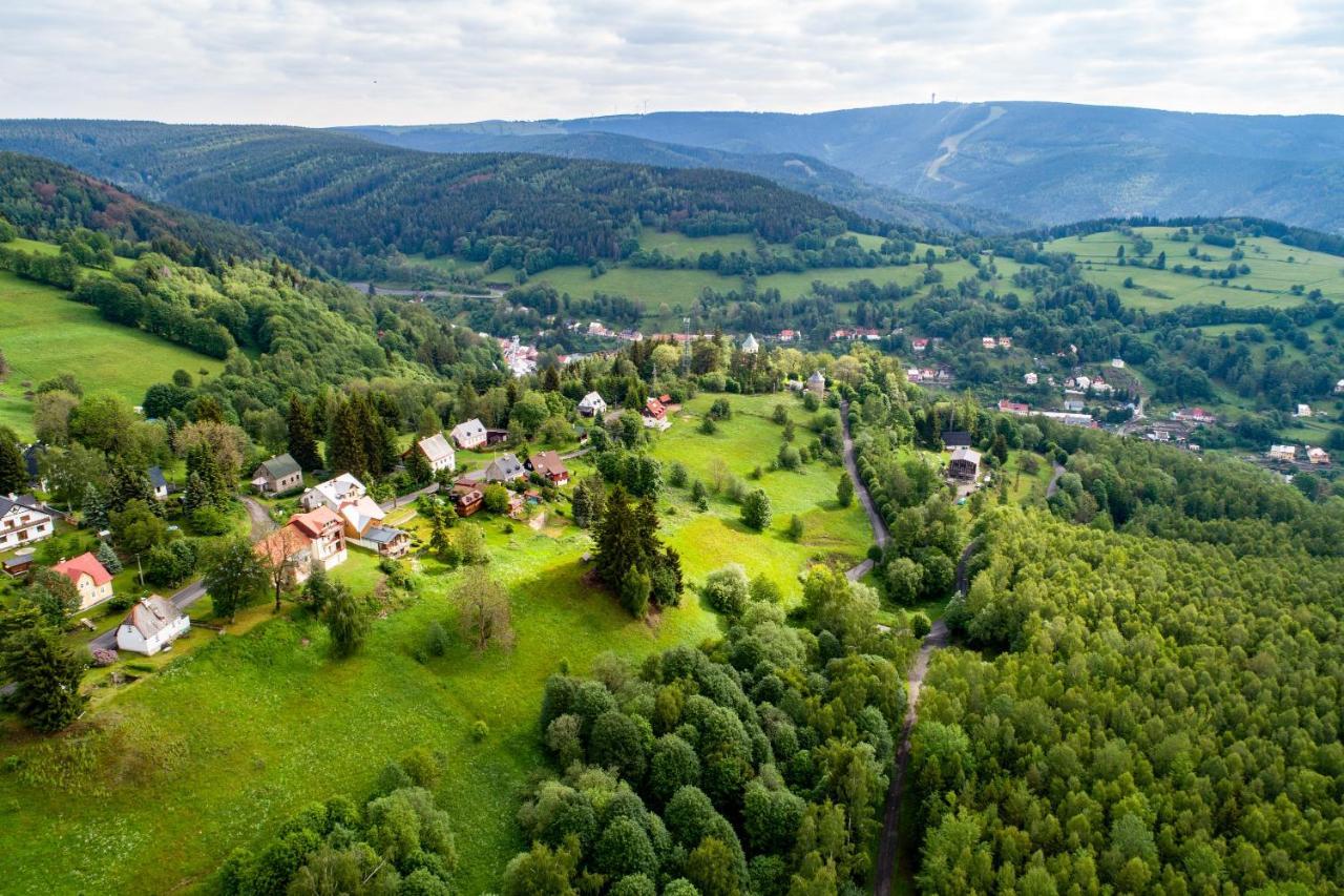 Apartmany Nad Slikovkou Яхимов Экстерьер фото